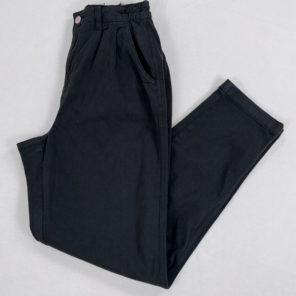American Eagle Pleated High Waist Tapered Smocked Chino Pant Women's 8 Black